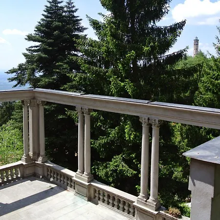 Scurati Appartamento Brunate